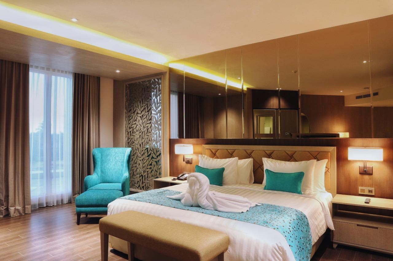 BW Luxury Hotel Jambi Exterior photo