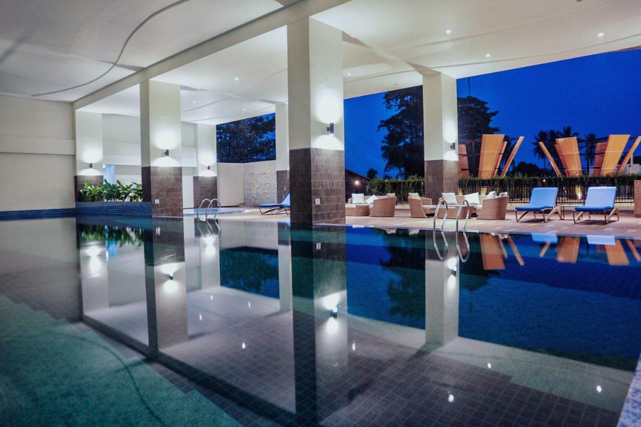 BW Luxury Hotel Jambi Exterior photo
